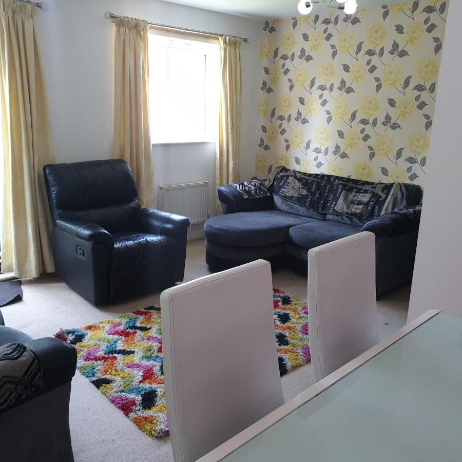 Queens Rooms, A Perfect Stay, Next To Shopping Parks And Central Манчестър Екстериор снимка